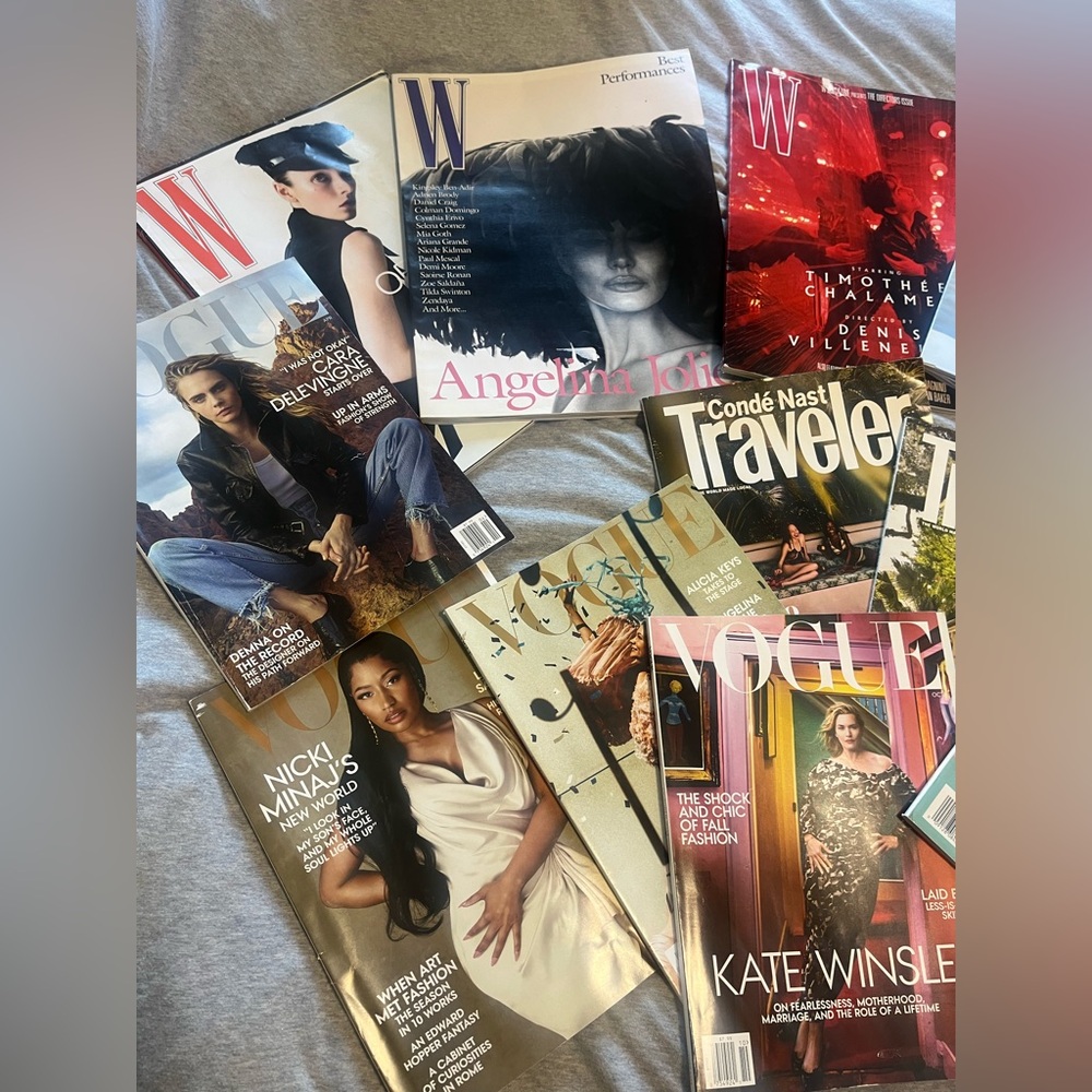 Magazine bundle (vogue, W magazine ,Traveler)